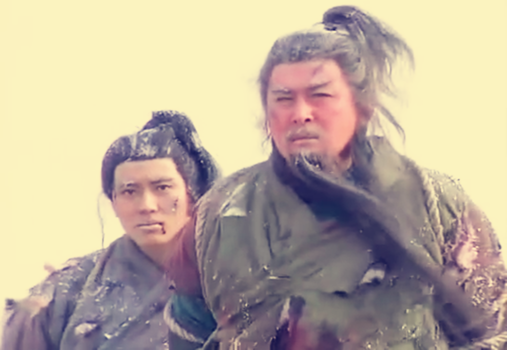 寸 止 挑 战 在 线海报