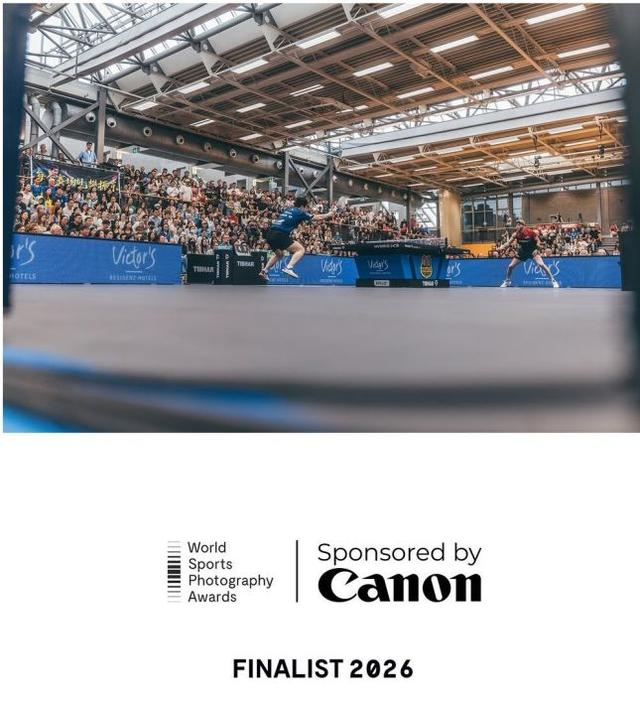 一本一本久久a久久精品综合 海报