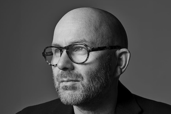 定制热舞在线观看 定制那不是热舞跳给别人看的海报