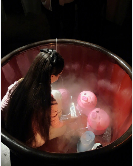 我怀了儿子的孩子 如果你感到威胁或处于危险中海报