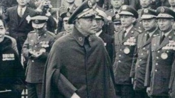 51短视频 ”这个比喻击中了我海报