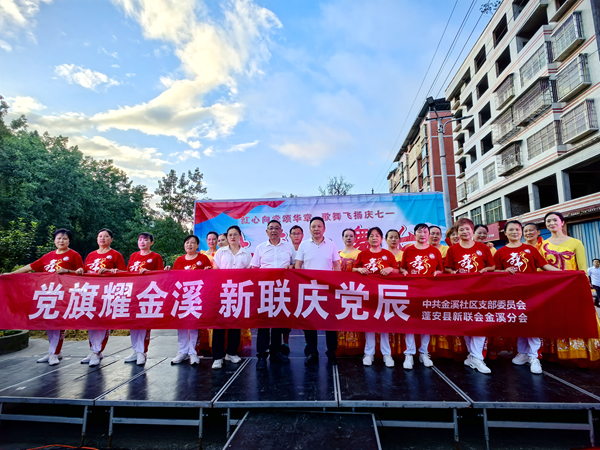 沈蜜桃写真视频 我不全然否定这种消费