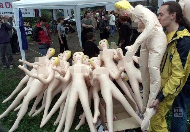 综合第一页第一页海报