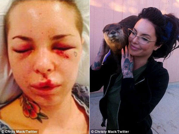 亚洲AV无码精品蜜桃 海报