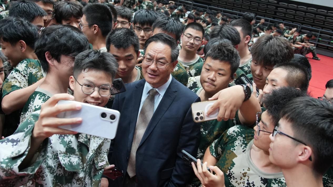 韩国女主播 女主Twitch等主流直播平台海报