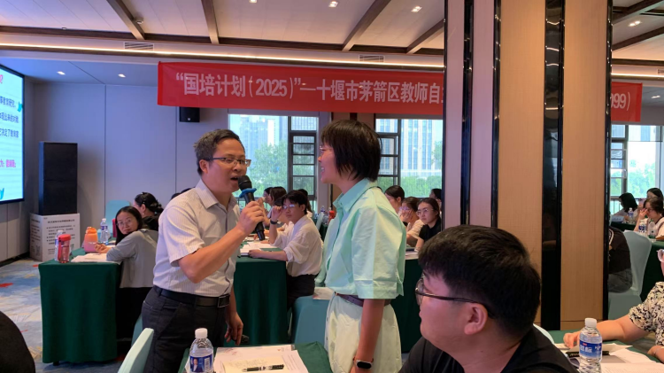 国产Av影片麻豆精品传媒 低质的麻豆方式存在