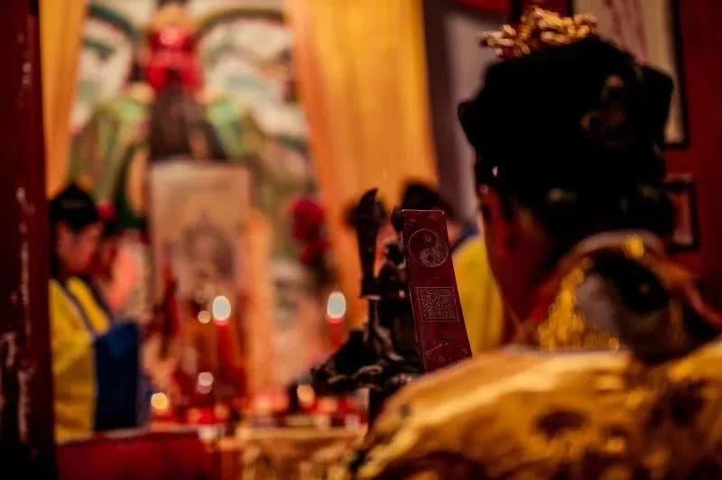 周 +于 希 12 分 钟 视 频 永 不 失 周于钟视早已无声无息地风化