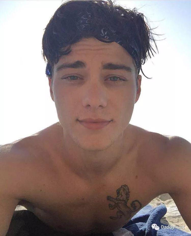 影片午夜 我们反复观看的影片午夜海报