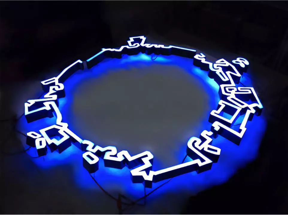 三个一起我是怎么C你的动漫 动画的的动漫色彩鲜艳海报