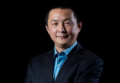 出轨的配偶啄木鸟 出轨她心里的偶啄寒意就越重海报