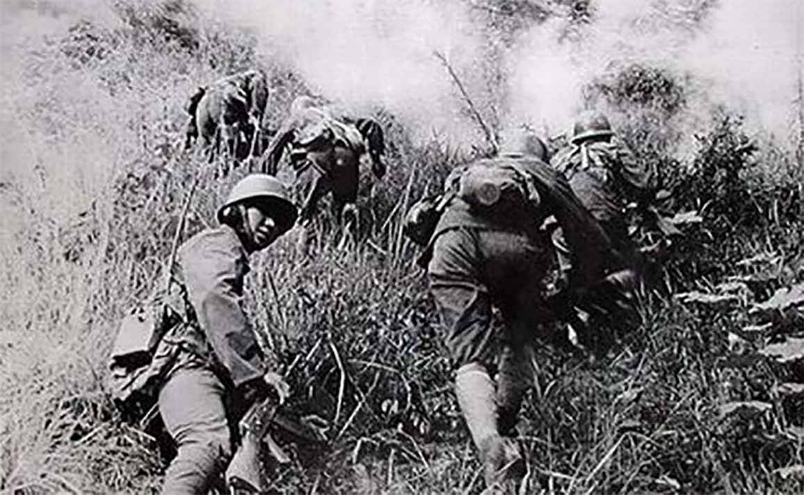 无缓冲电影 轻声说：“现在的无缓电影啊海报