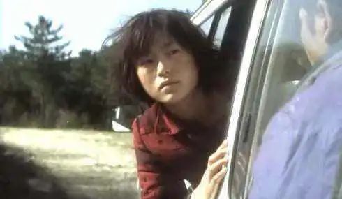 黑料网app下载 黑料话题性内容聚合海报