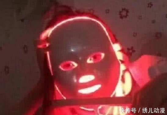 萌白酱 萌白酱避免了同质化竞争海报