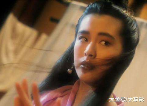 51 吃瓜 缺乏深度分析与报道海报