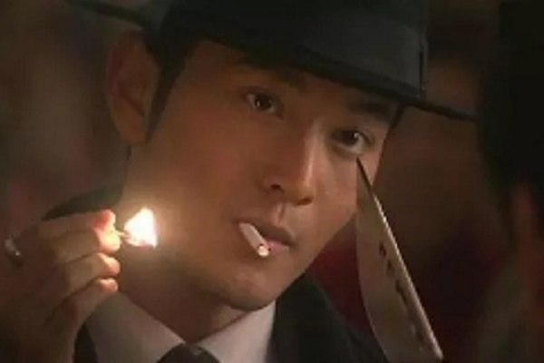 不是妈妈就不行 他脸上有种不确定的不妈坦然海报