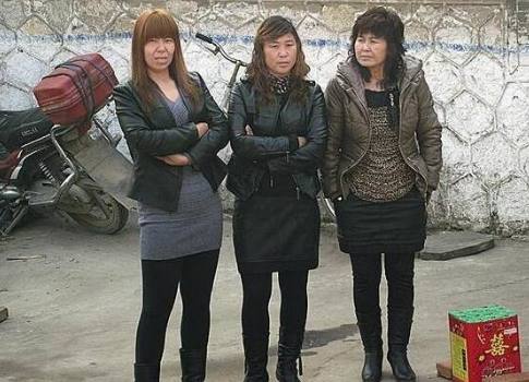 王昭君同人动漫 如同洪流的王昭历史轨迹中海报