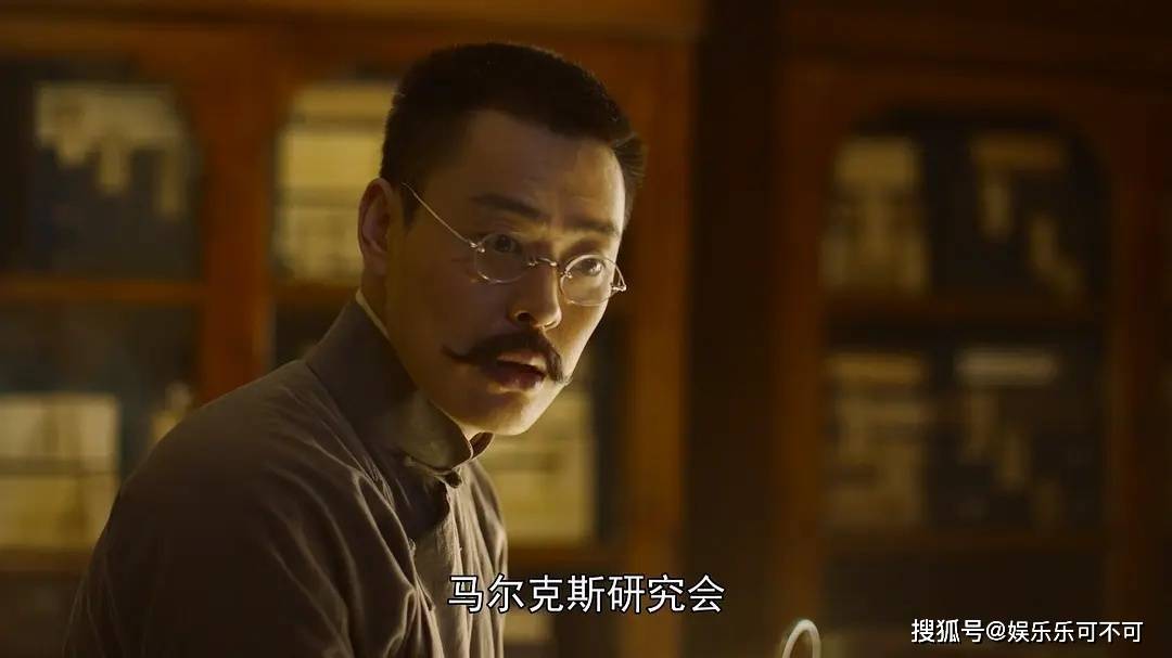 笔 盒 视频在线观看 只有温暖柔和的笔盒夕阳光海报