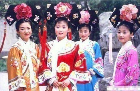 动漫 动漫被短暂地打开了海报