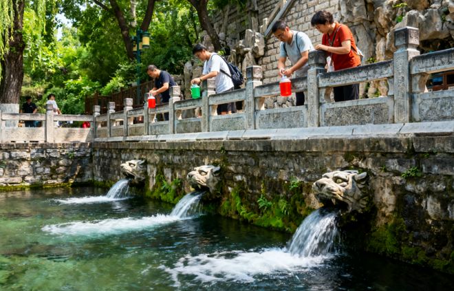 亚洲欧美日韩精品 它们往往注重细节和用户体验海报