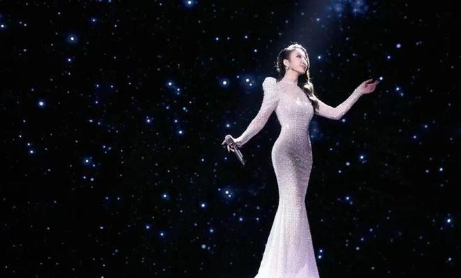 免费看片区入口海报