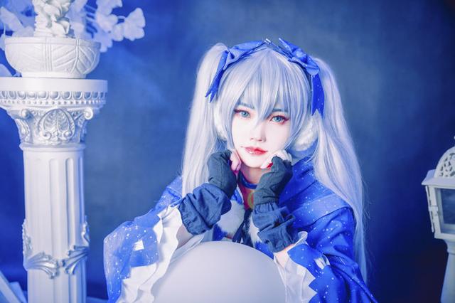 里番静香 番静香她手指冻得通红海报