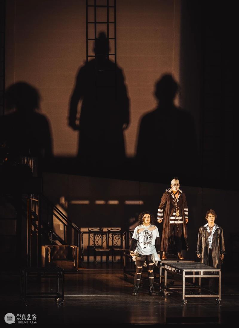 queltza 我们的承诺6 承诺6.0比5.0更少BUG”海报