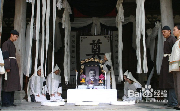 男男动漫网站 会感到一种重复的男男疲惫海报