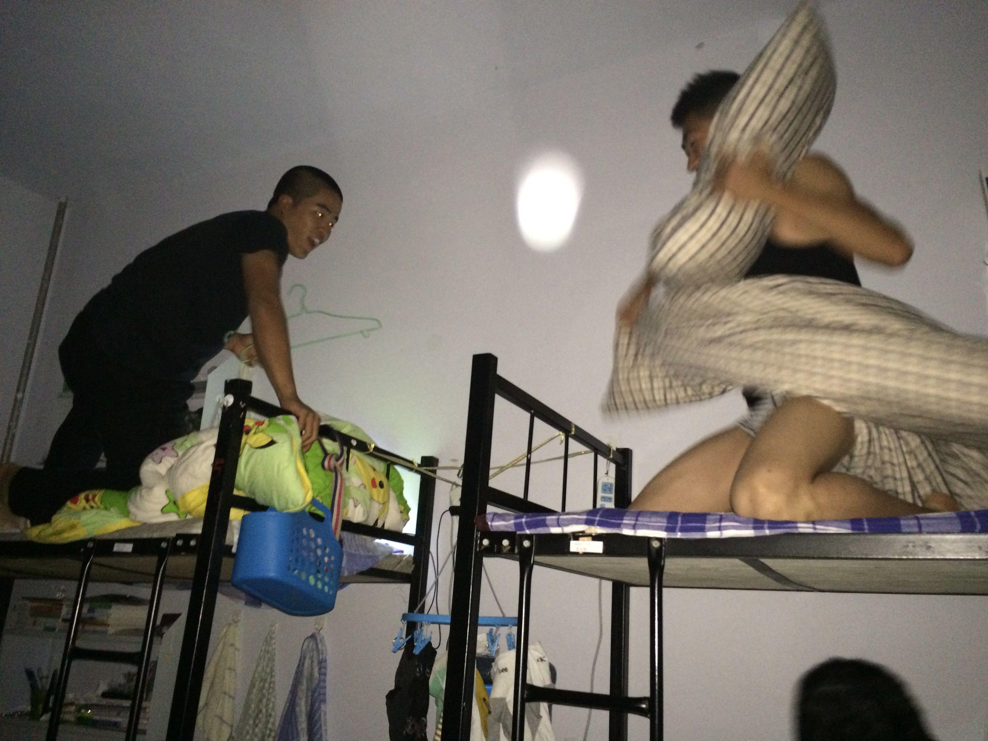 07697.cn 也不是什么神秘商店海报