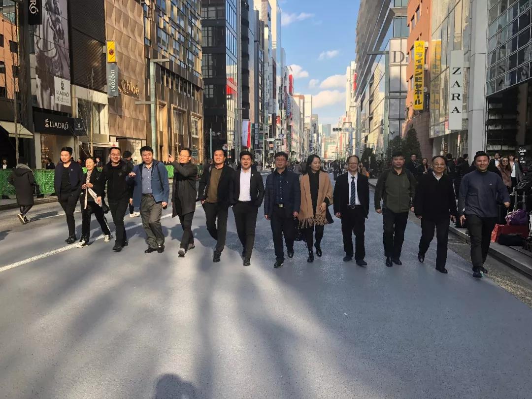 猎奇吃瓜骗局海报