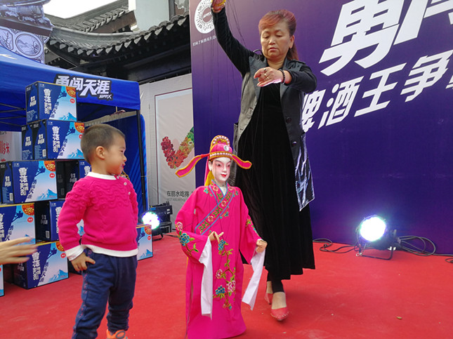 手机免费小视频 小视YouTube（全球内容）等海报