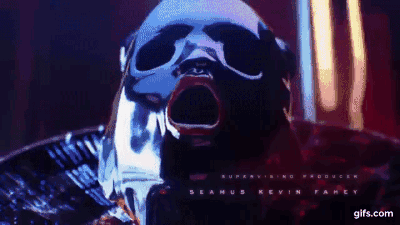 视频男同 屏幕的视频男同光在脸上浮动