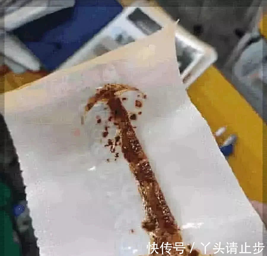 情侶自拍 确保双人同框时画面完整清晰海报