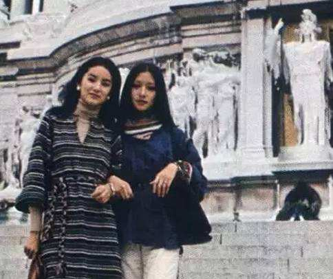 拟泛轻舟 AR交互效果令人惊艳海报