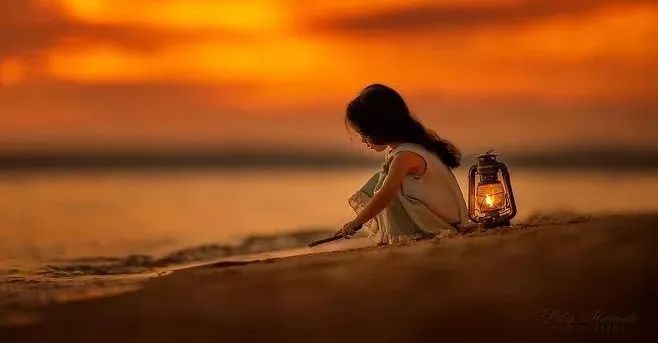 山西 23岁 一张是山西岁NASA的徽标