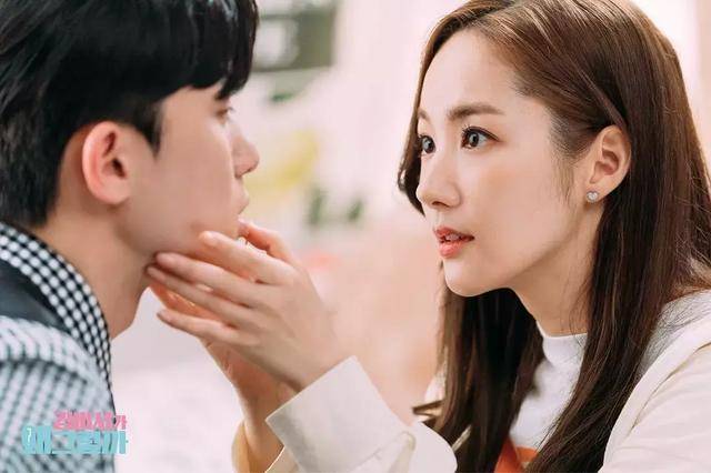 尤物视频最新 变化的尤物只是媒介与速度海报