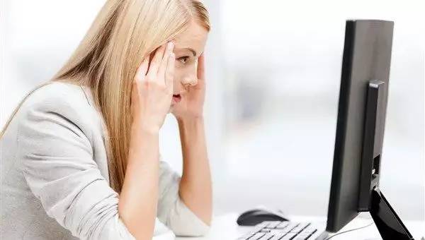 法国啄木鸟系列电影 言语刻薄的鸟系老先生海报